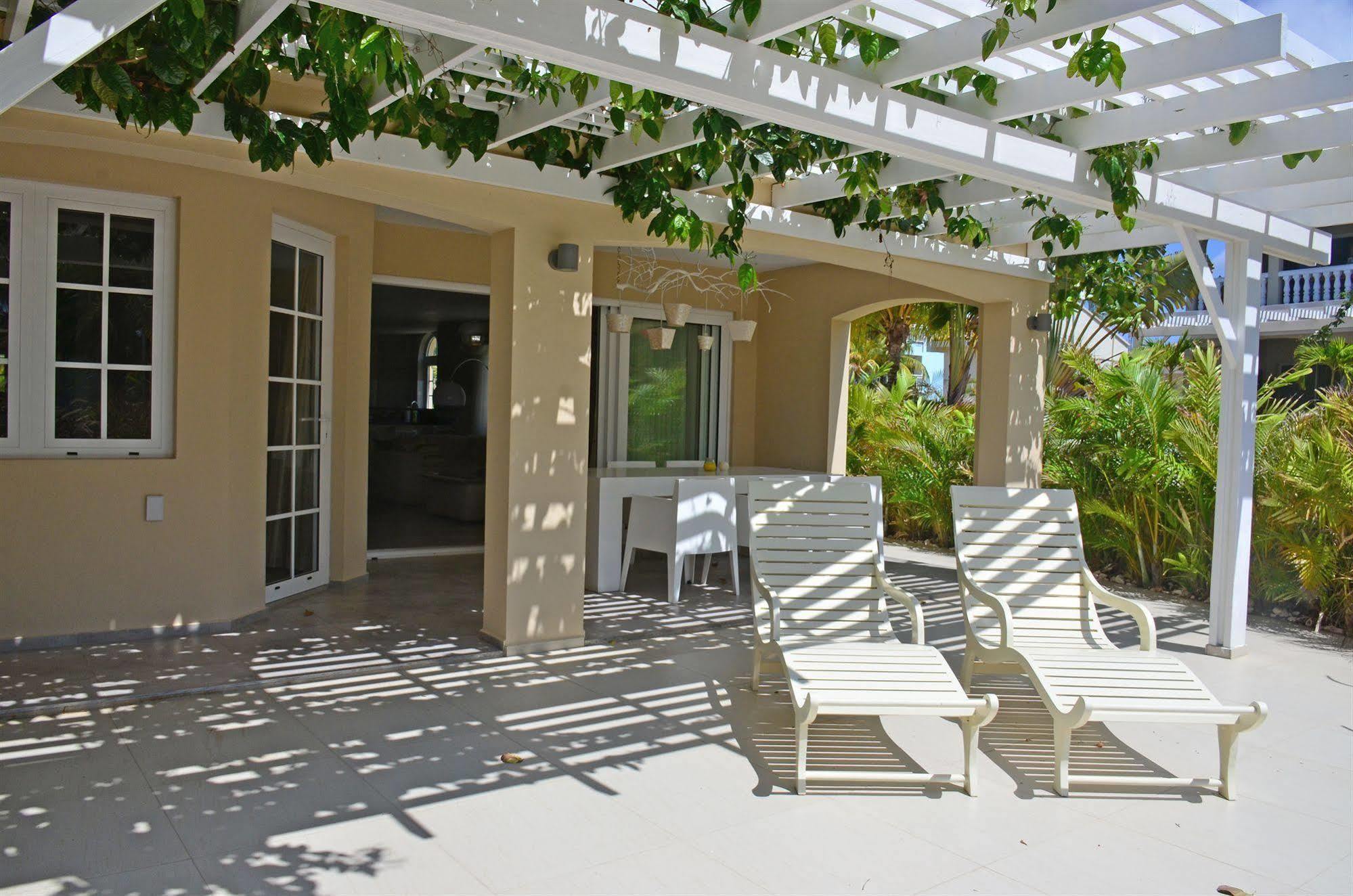 Dolphin Suites & Wellness Curacao يلمستاد المظهر الخارجي الصورة