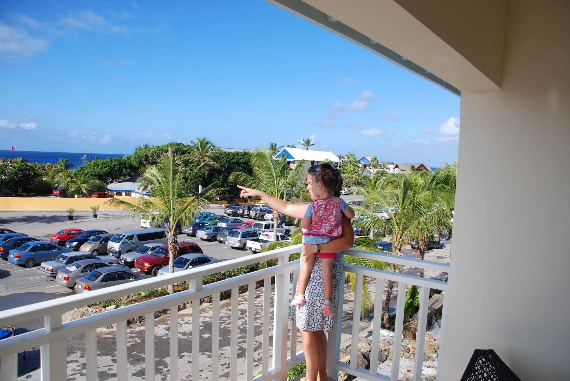 Dolphin Suites & Wellness Curacao يلمستاد المظهر الخارجي الصورة